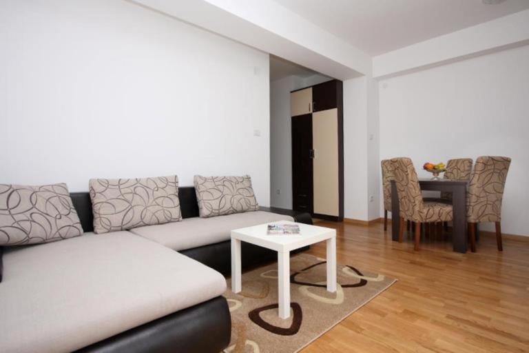 City Montesun Apartments 2 부드바 외부 사진